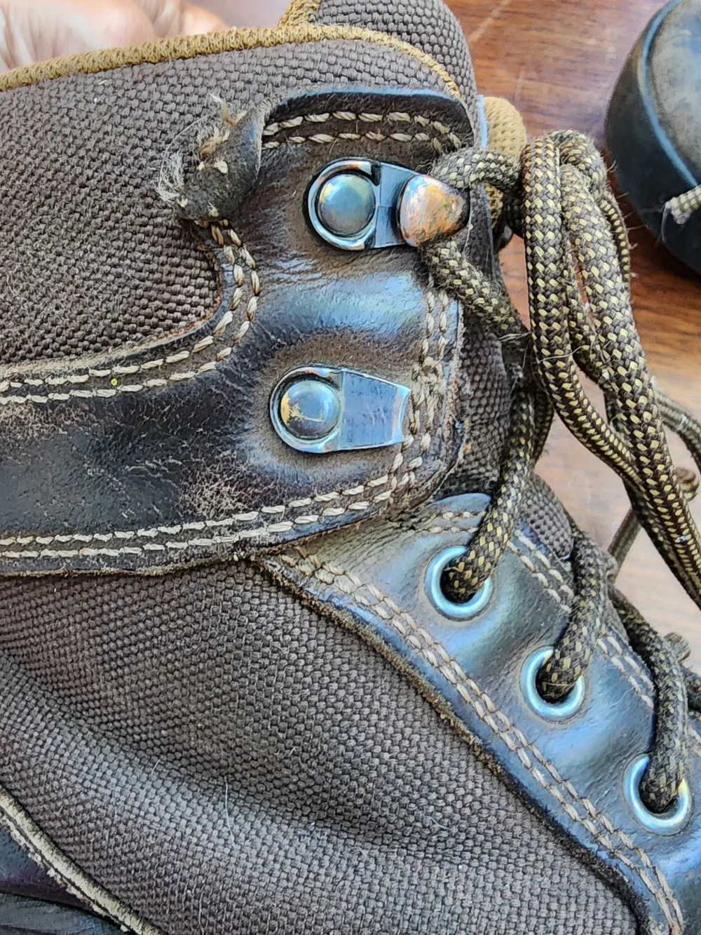 Carhartt Men's Brown Leather Waterproof 6 In Work Hiking Boots Non Safety Toe8.5
